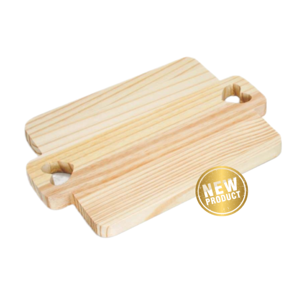 Tábua de Corte com Coração, Tábua de Madeira Decorativa, Acessórios de Cozinha, Utensílios de Cozinha Criativos, Tábua de Servir Personalizada, Presentes para Amantes da Culinária, Decoração de Cozinha com Amor, Tábua de Corte Artesanal, Itens de Cozinha com Design Diferenciado, Tábua de Madeira com Detalhe Especial.